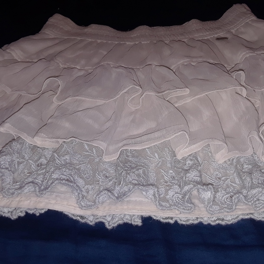 Lace skirt